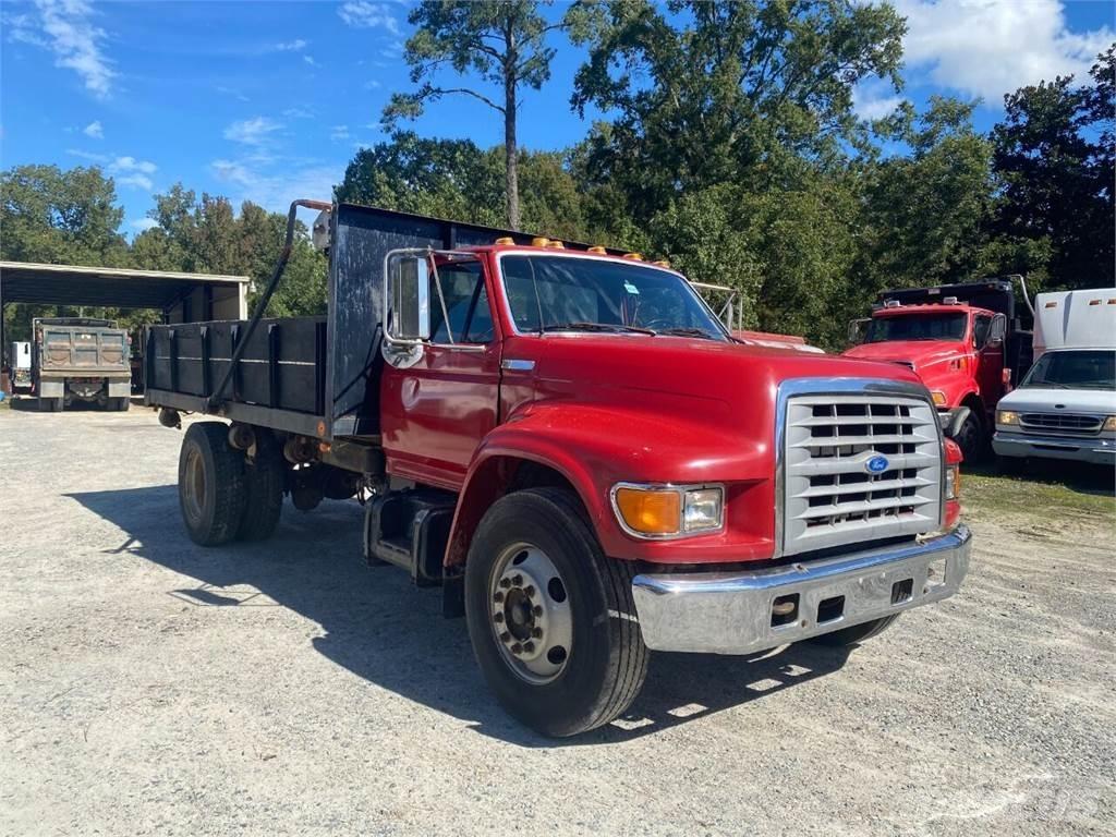 Ford F-700 Anlegg - Annet