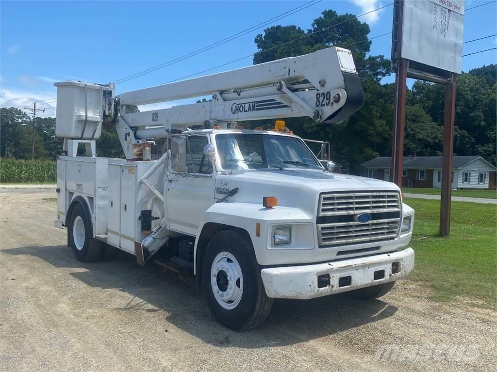 Ford F-800 Anlegg - Annet