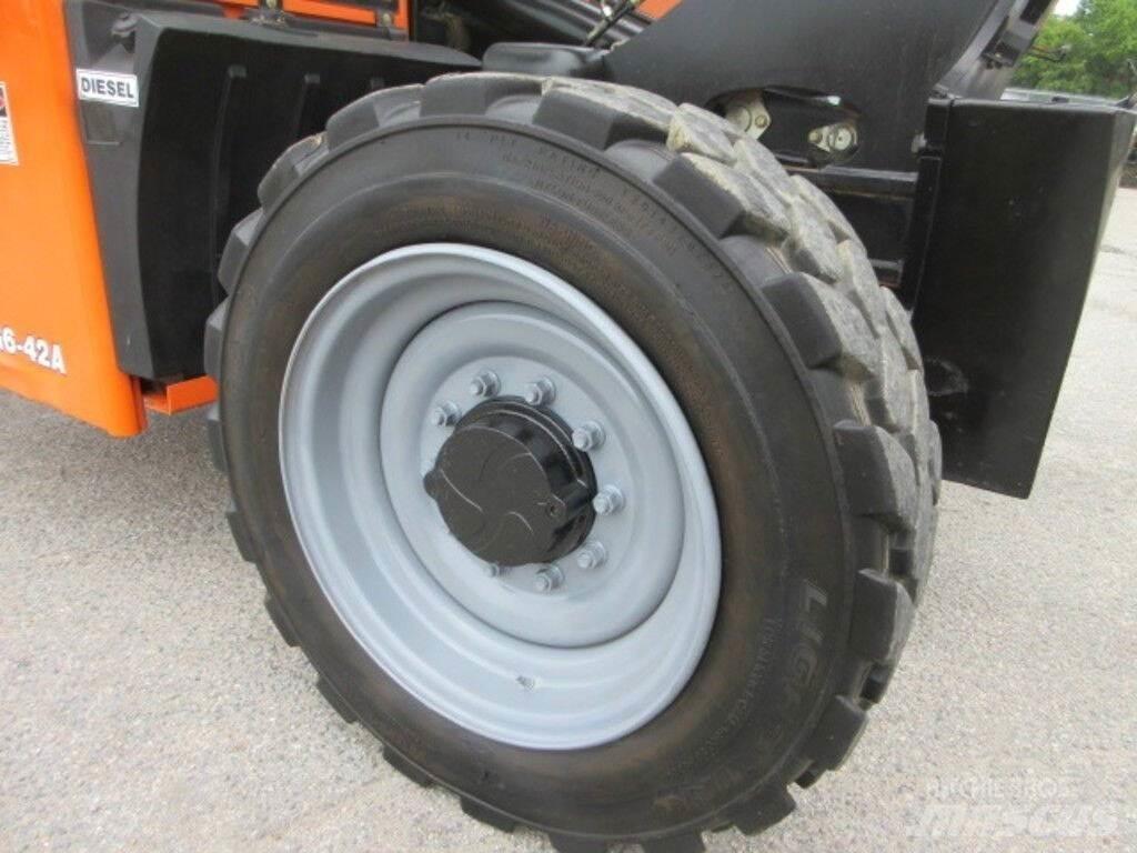 JLG G6-42A Anlegg - Annet