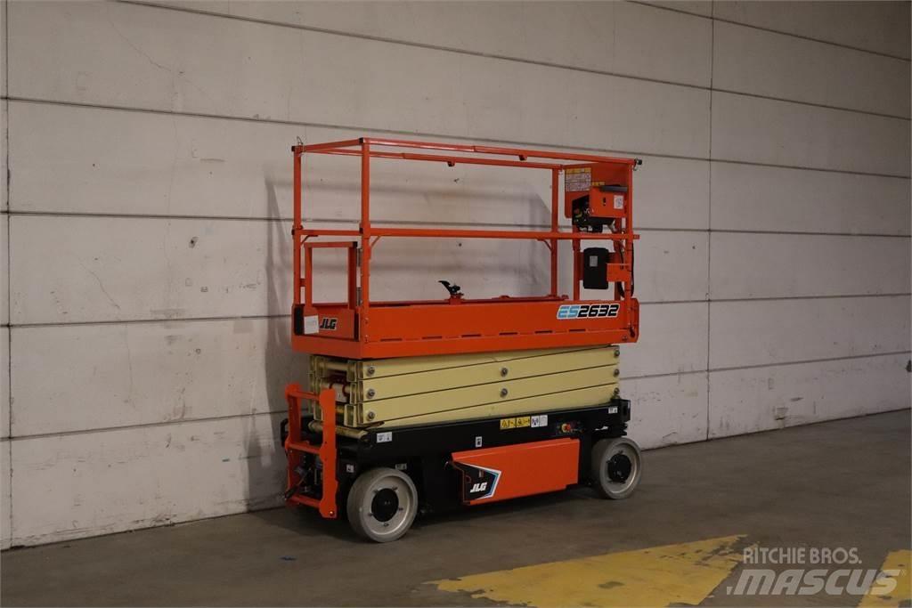 JLG 2632ES Sakselifter