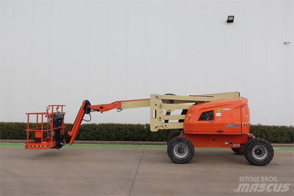 JLG 520AJ Leddede bomlifter