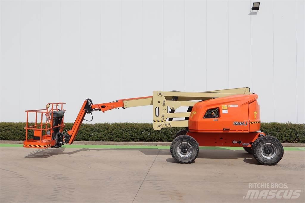 JLG 520AJ Leddede bomlifter