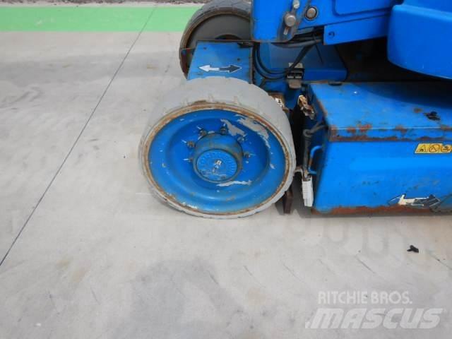JLG E300AJP Leddede bomlifter