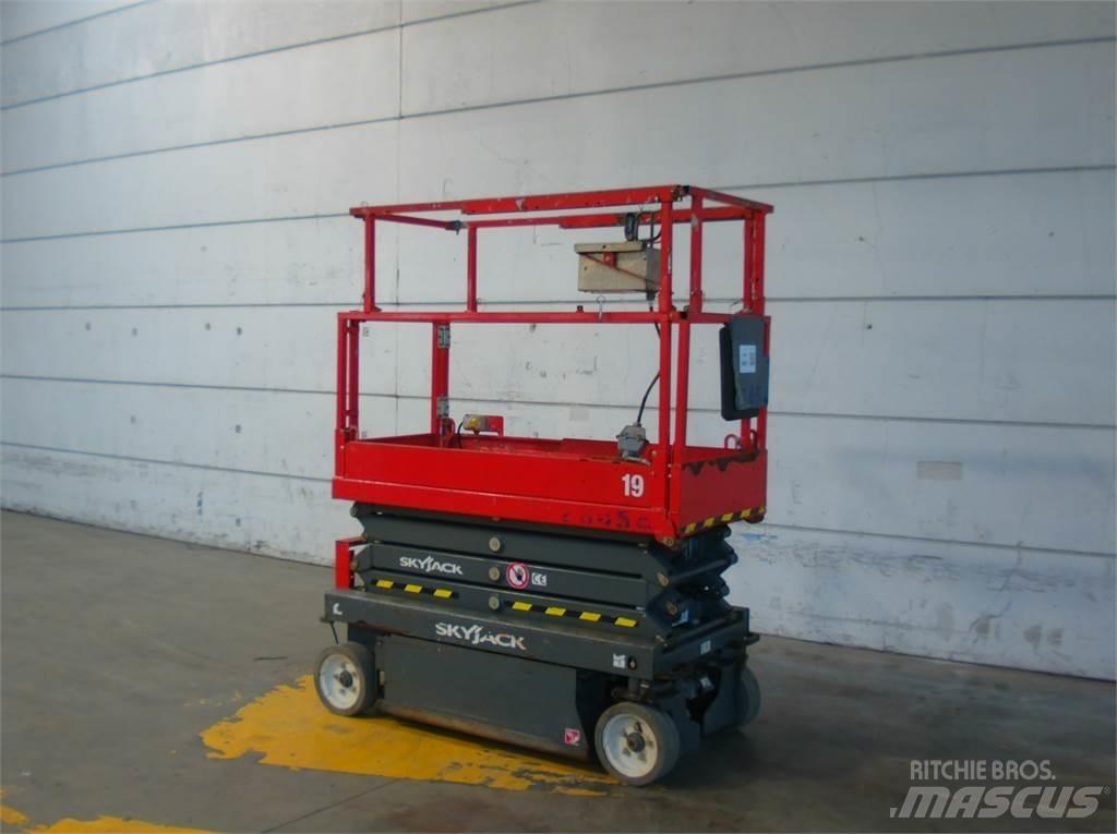 SkyJack SJ3219 Sakselifter