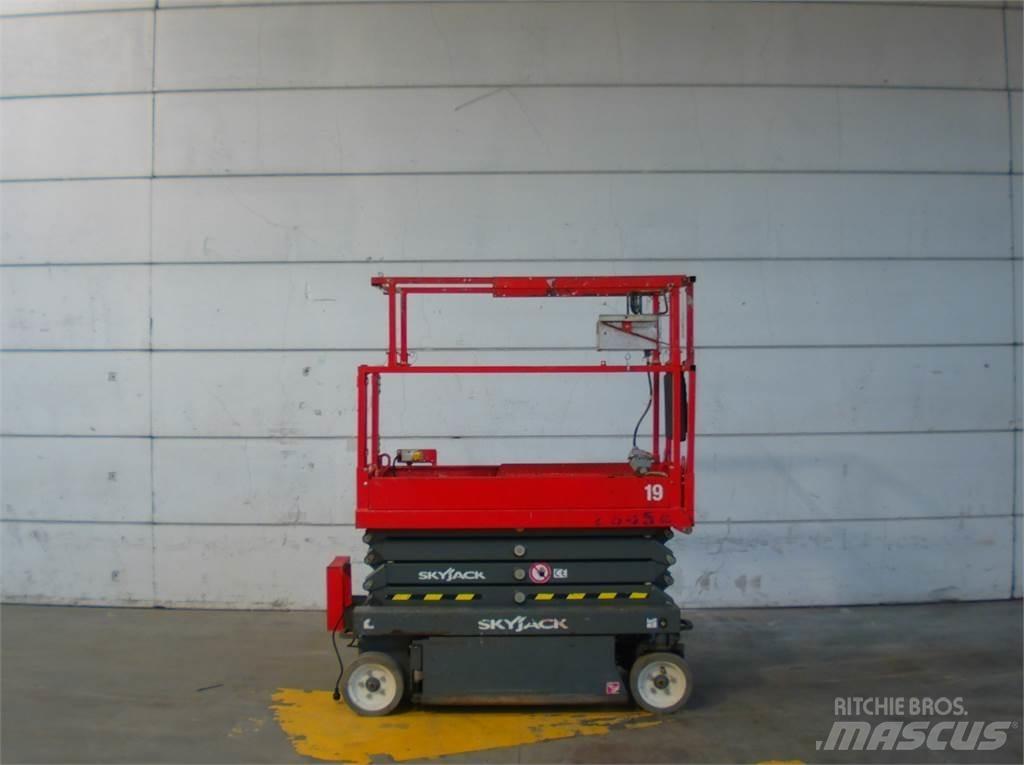 SkyJack SJ3219 Sakselifter