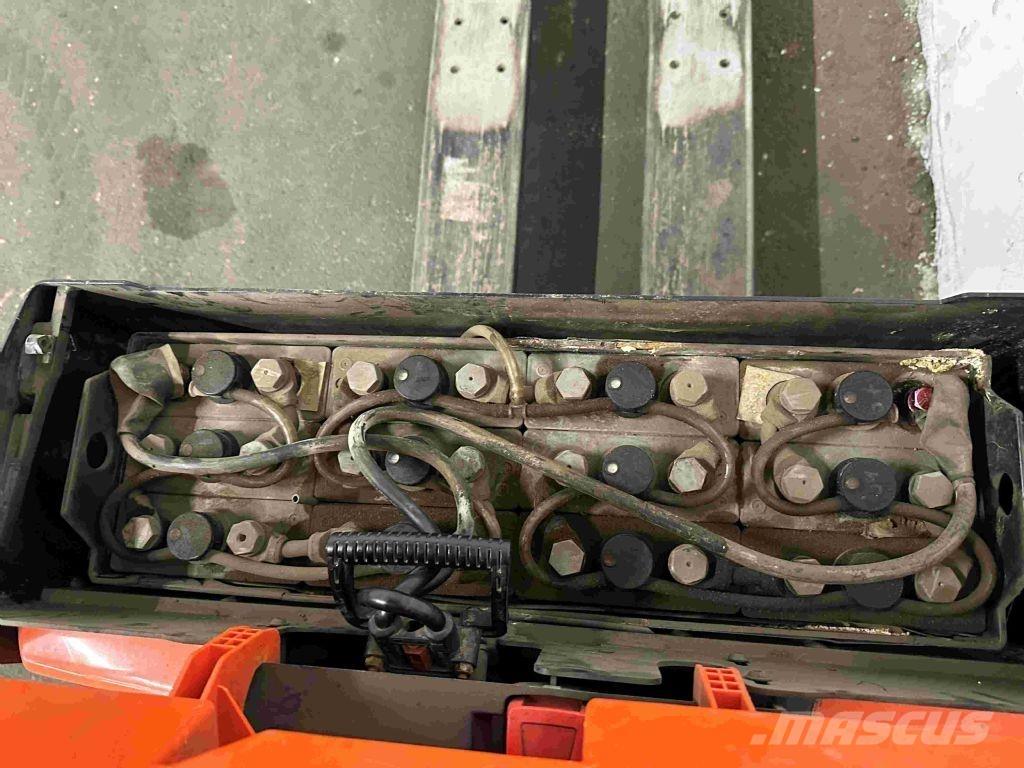 BT LWE 200 Lavtløftende truck