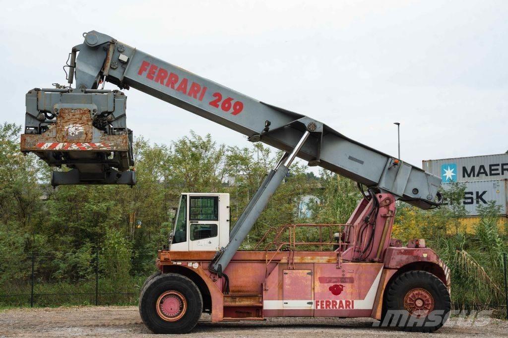 CVS Ferrari F269.5 Reachstackere