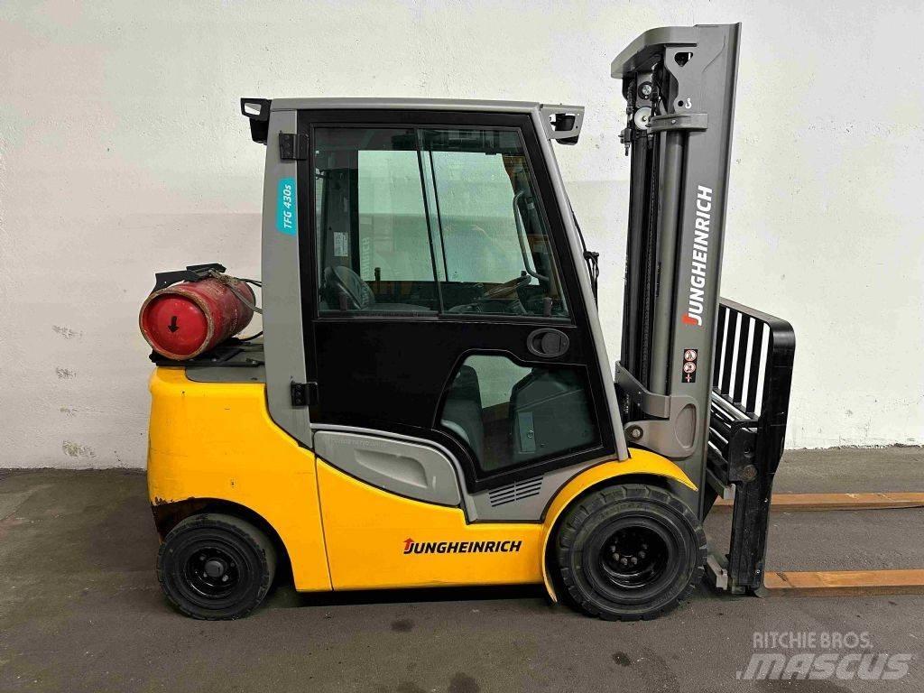 Jungheinrich TFG 430s Propan trucker