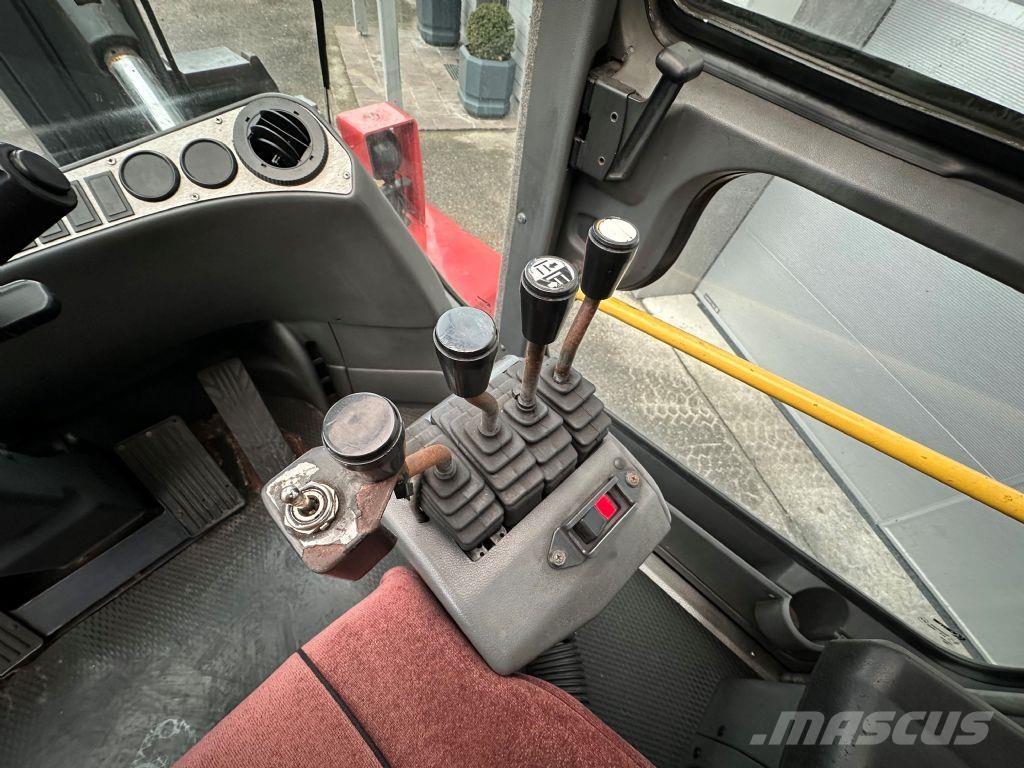 Kalmar DCE 160-12 Diesel Trucker