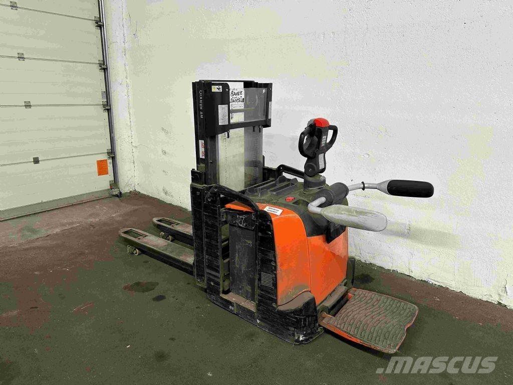 Toyota SPE 200 D Ledestablere