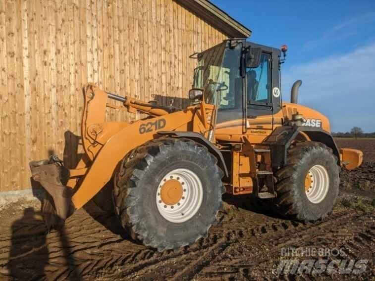 CASE 621D Hjullastere