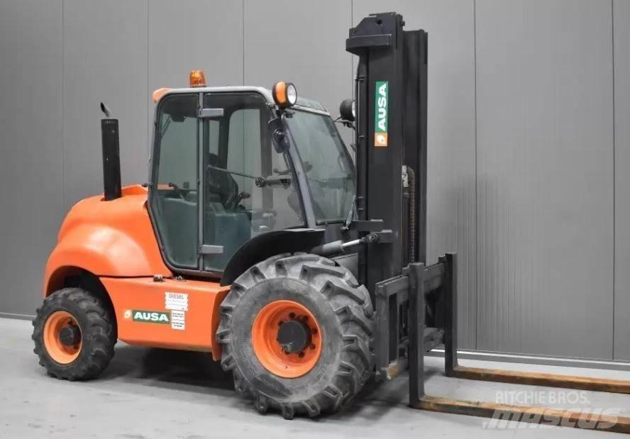 Ausa C400Hx4 Terrenggående gaffeltruck