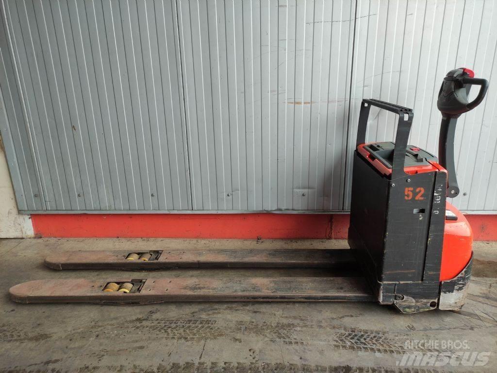 BT LWE250 Lavtløftende truck