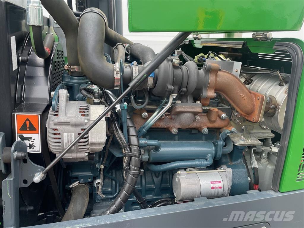 Combilift C4000 Sidelaster