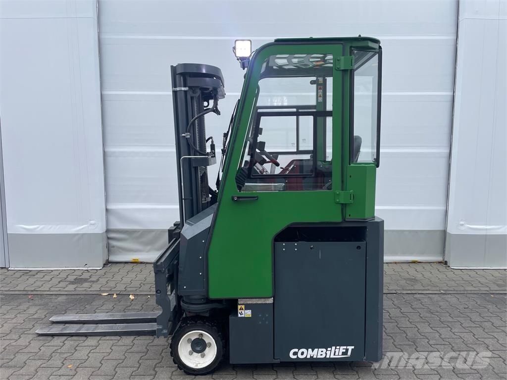 Combilift CBE 2500 Sidelaster