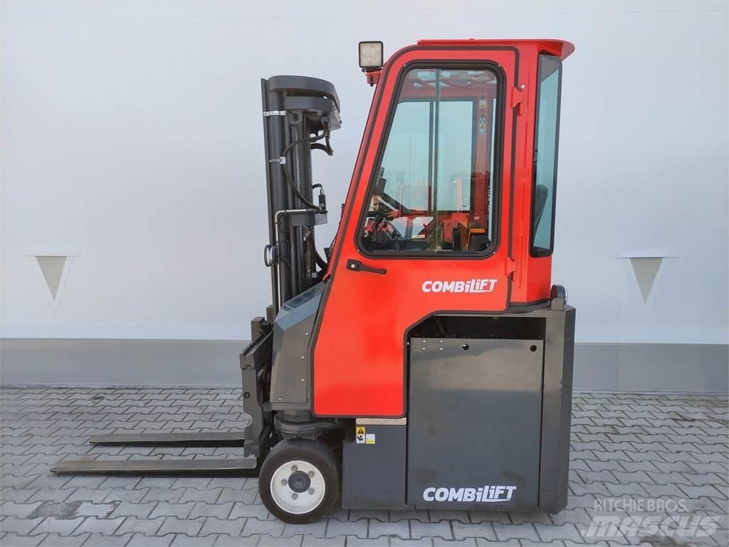 Combilift CBE3000 Diesel Trucker