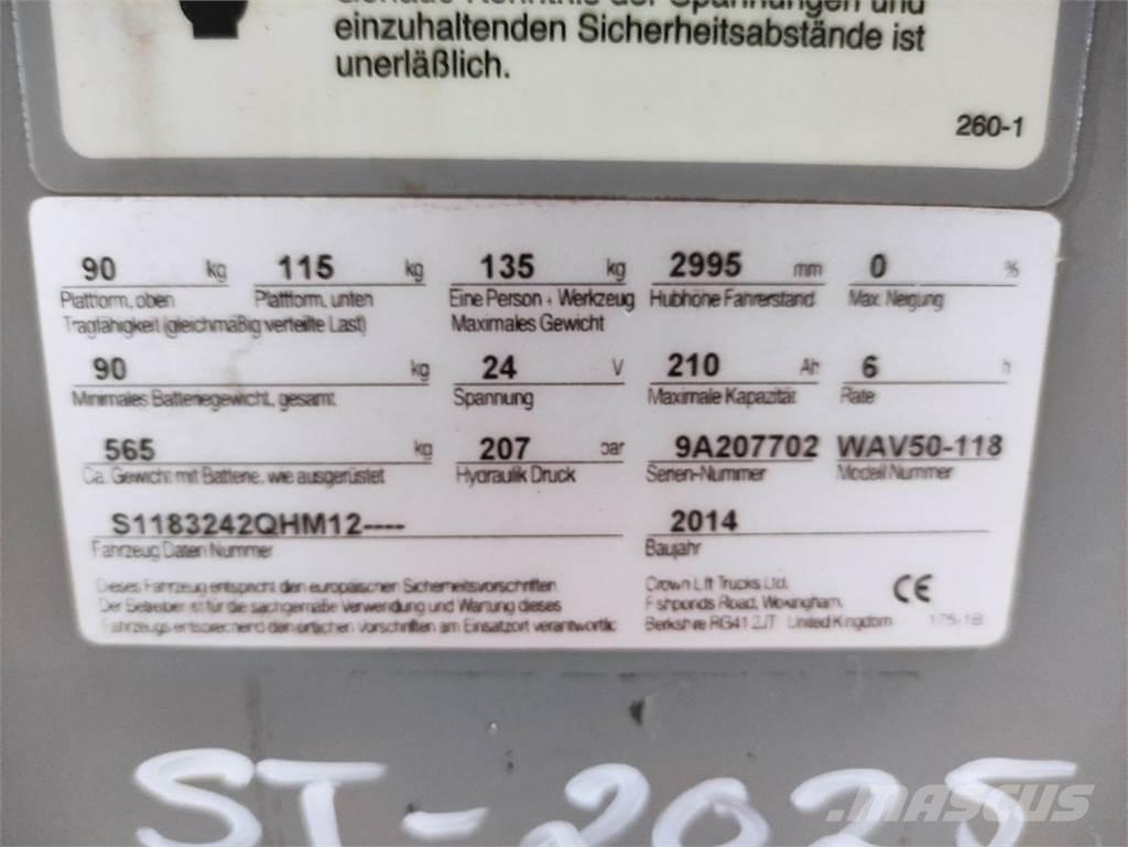 Crown WAV50-118 Høytløftende plukketruck