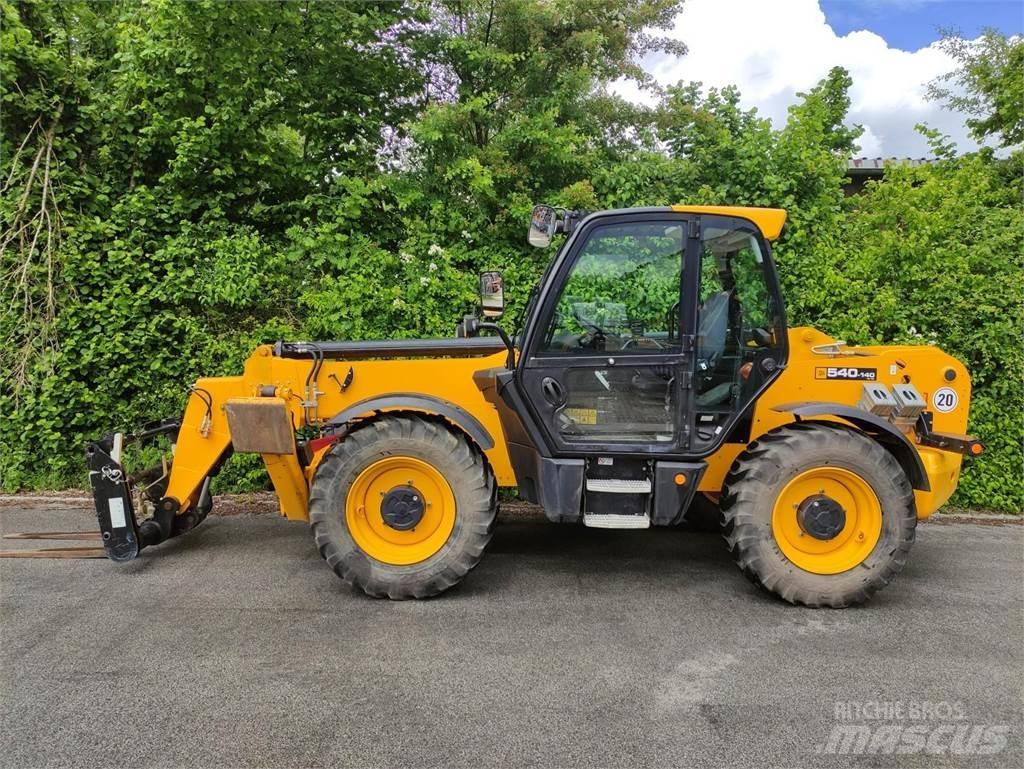 JCB 540V140 Hi Viz Teleskoplastere