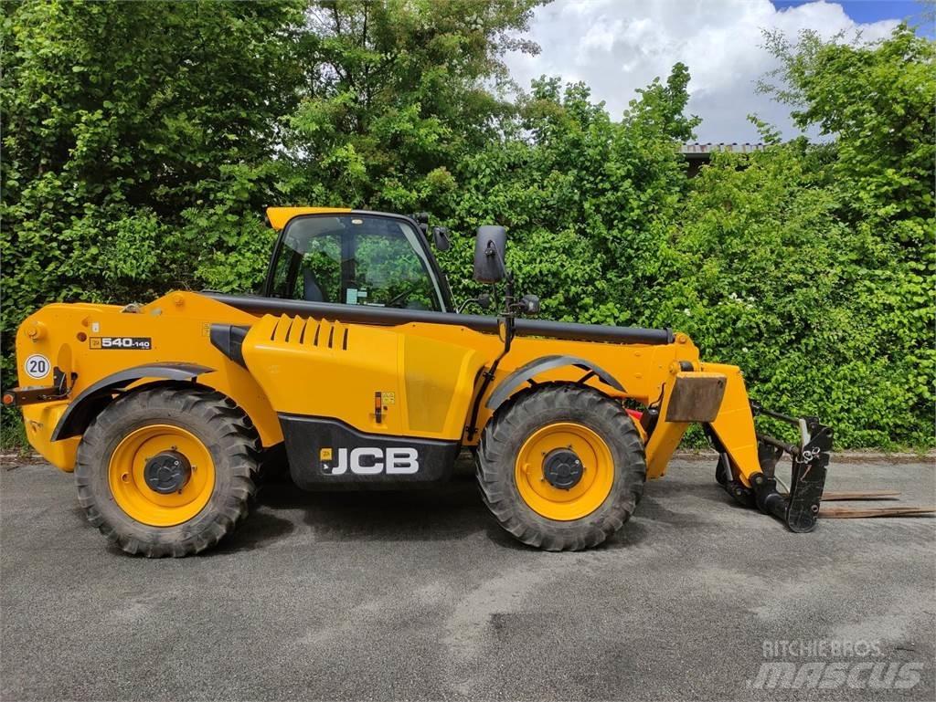 JCB 540V140 Hi Viz Teleskoplastere