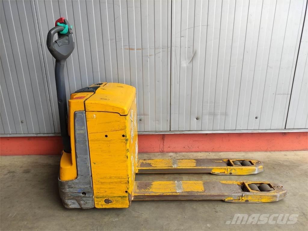 Jungheinrich EJE 116 Lavtløftende truck