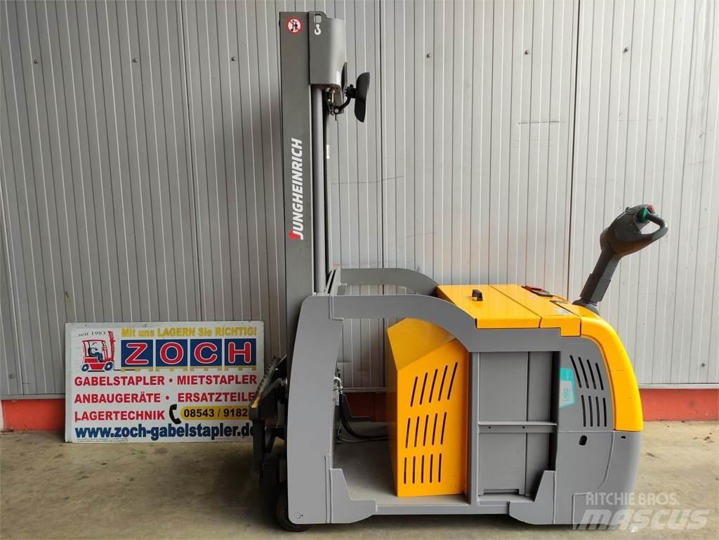 Jungheinrich EJG216 Ledestablere