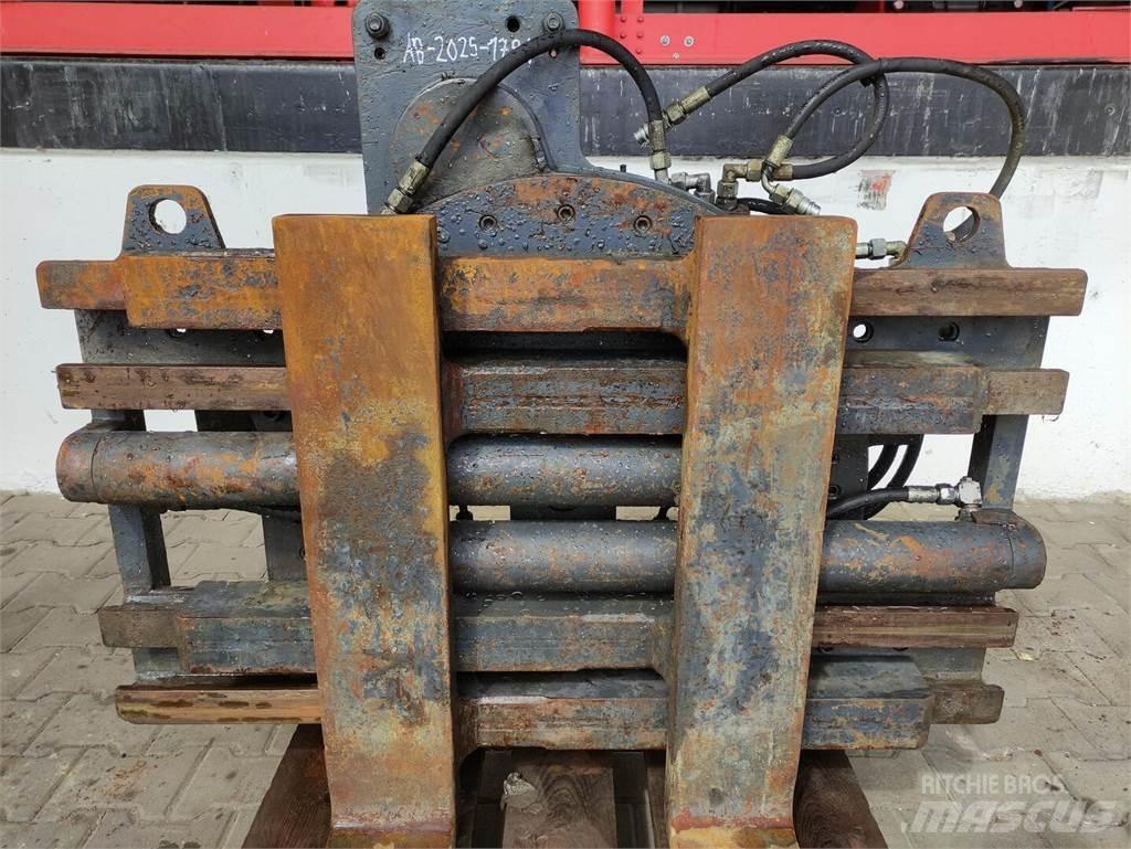 Kaup 3T451 Balleklemme