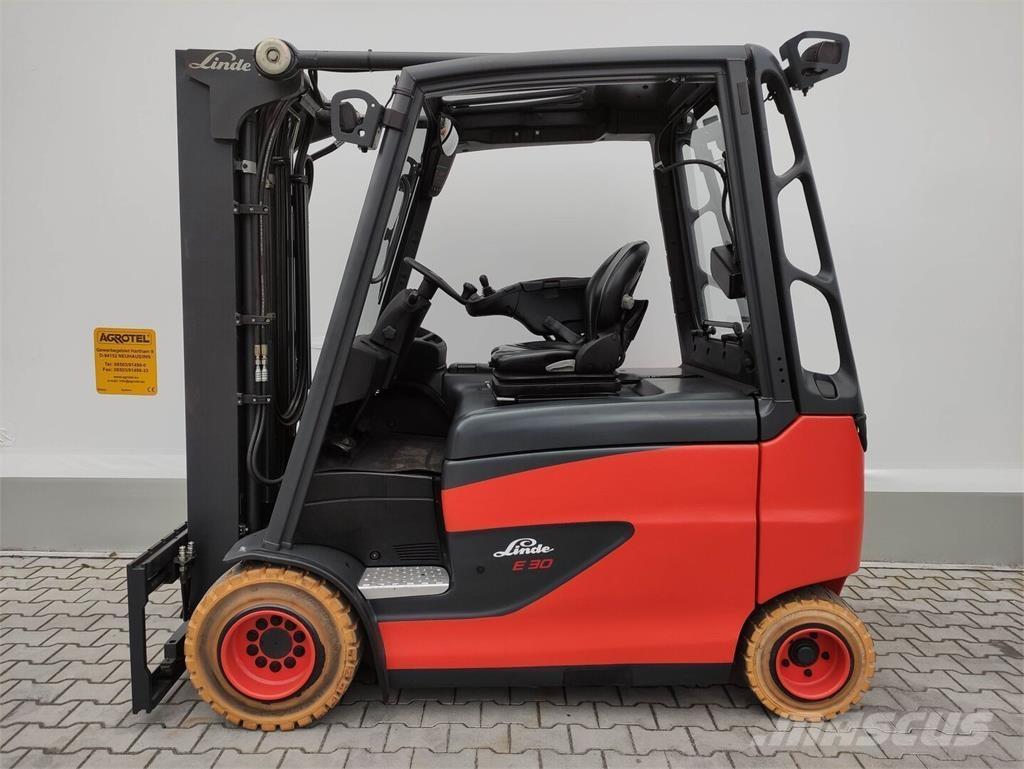 Linde E30HL-01/600-387 Elektriske trucker