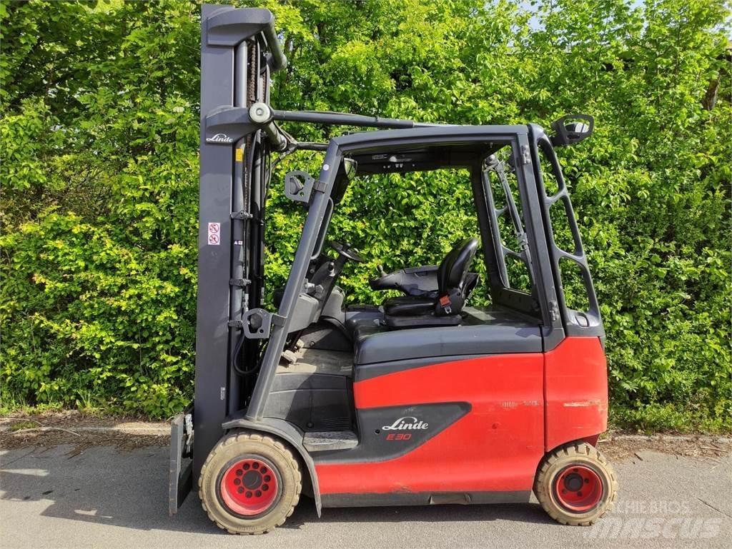 Linde E30HL-01/600-387 Elektriske trucker