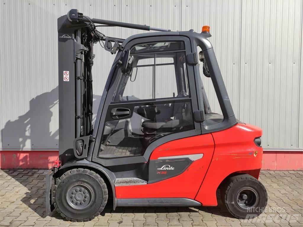 Linde H35-01-120 Diesel Trucker