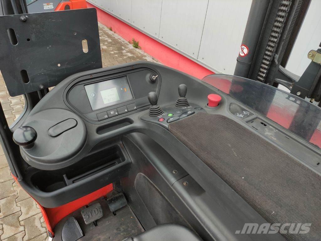 Linde R16G-01-1120 Skyvemasttruck