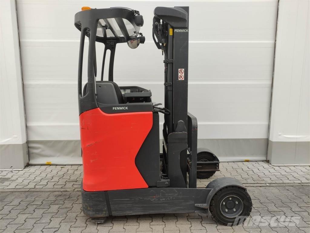 Linde R16G-01-1120 Skyvemasttruck