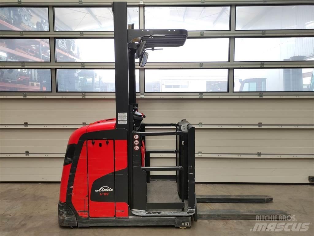Linde V10-02 Høytløftende plukketruck