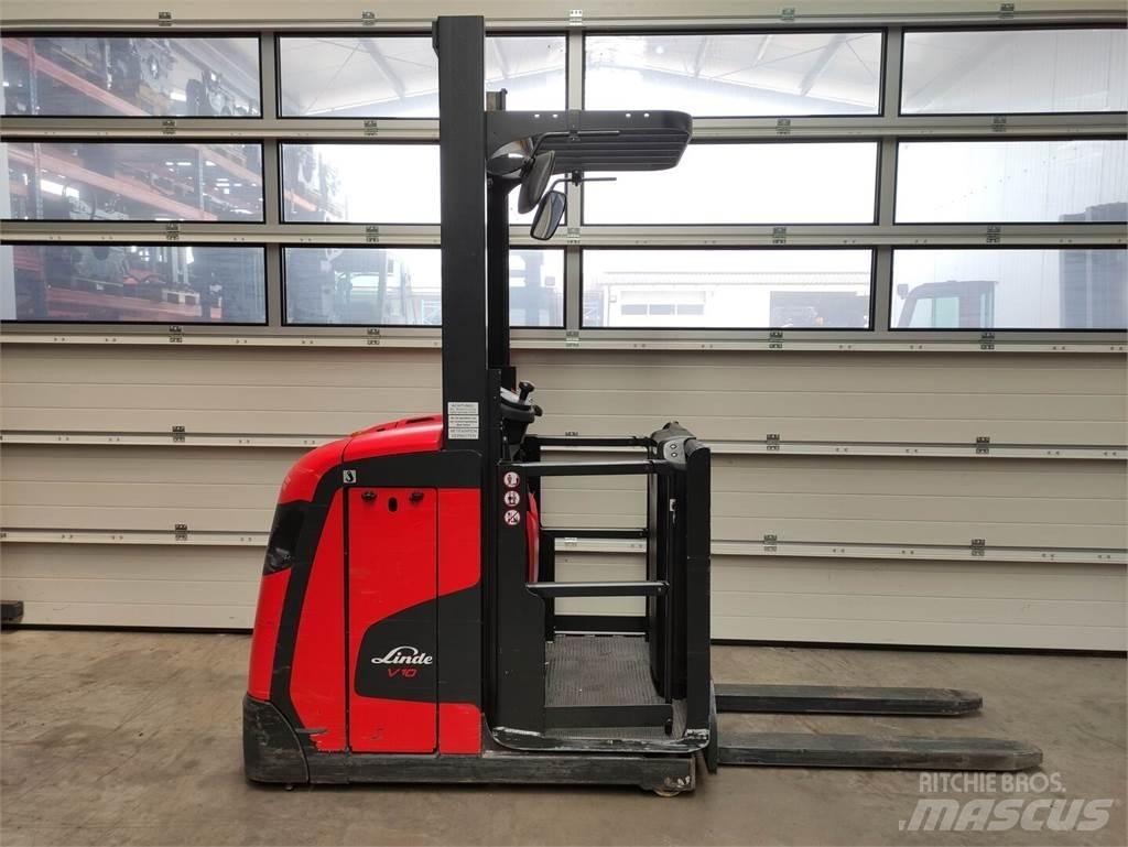 Linde V10-02 Høytløftende plukketruck
