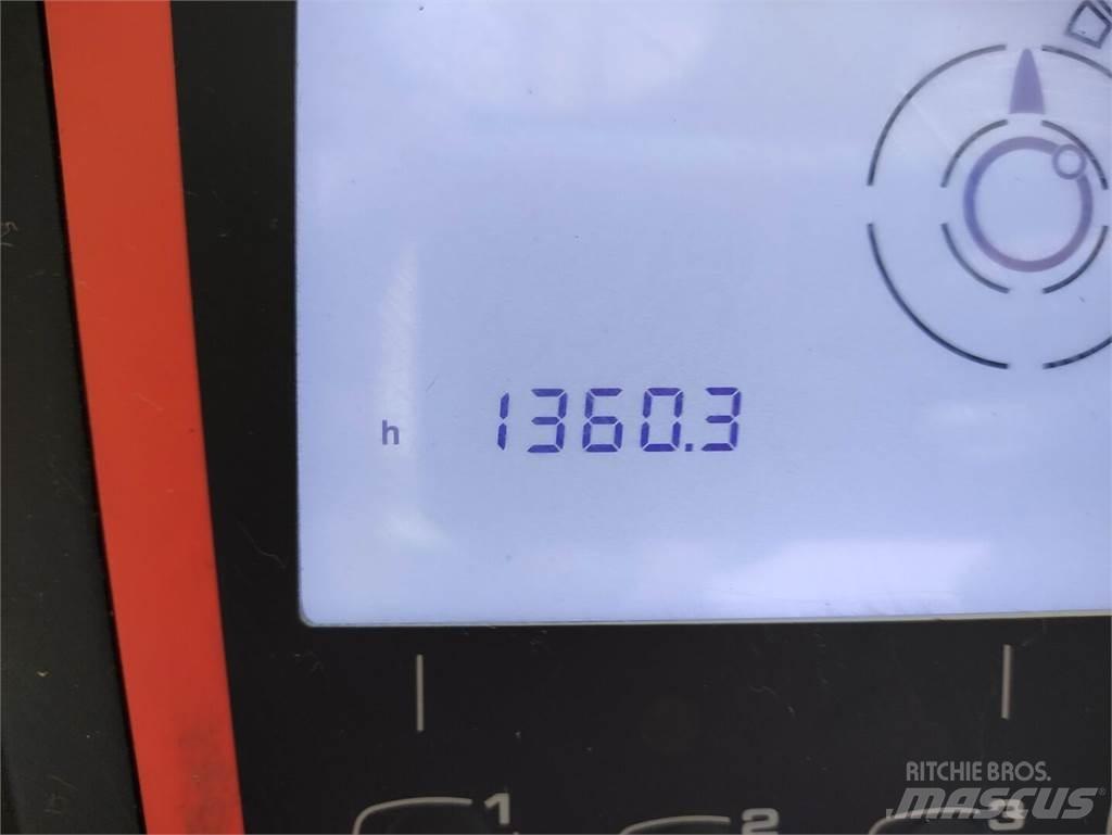 Linde V10-02 Høytløftende plukketruck