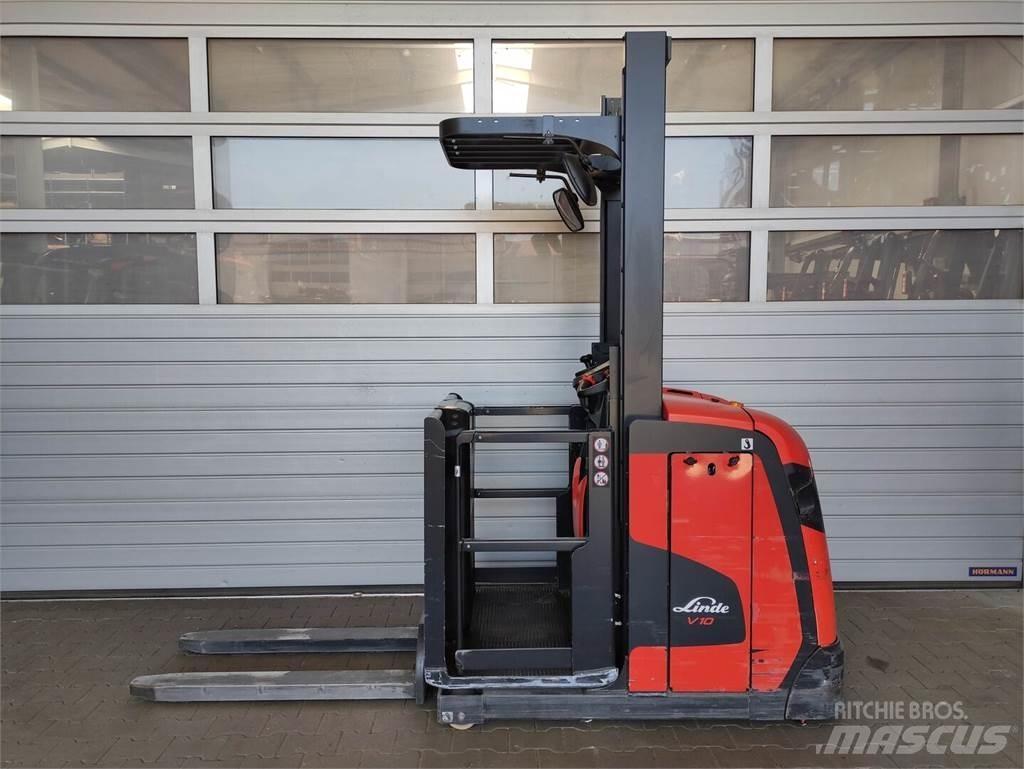 Linde V10-02 Høytløftende plukketruck