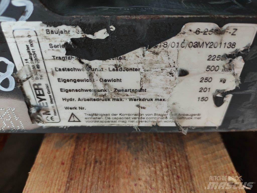 Meyer 6-2504F-Z Truck - Annet