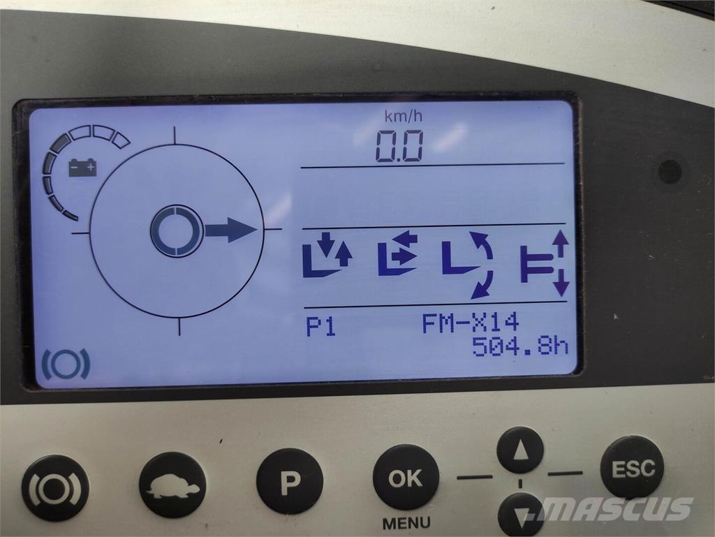 Still FM-X-14 Skyvemasttruck