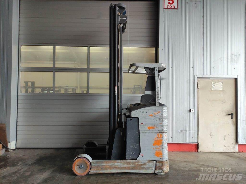 Still FM-X-20 Skyvemasttruck