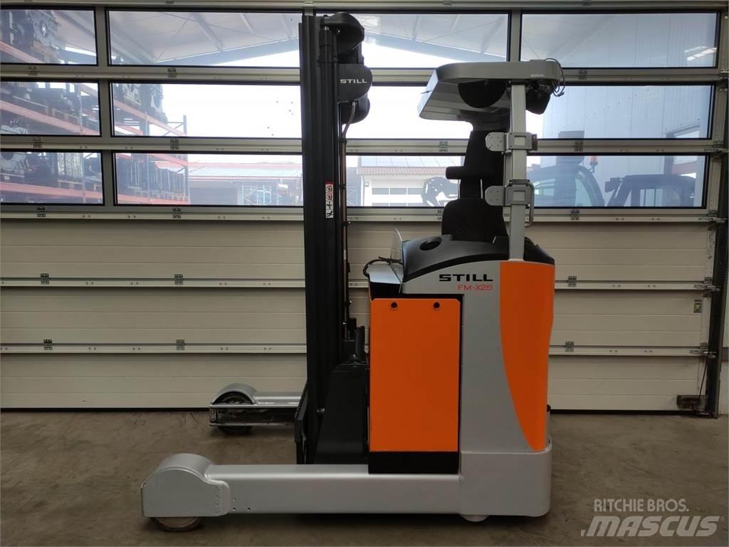 Still FM-X-25 (LACK NEU) Skyvemasttruck