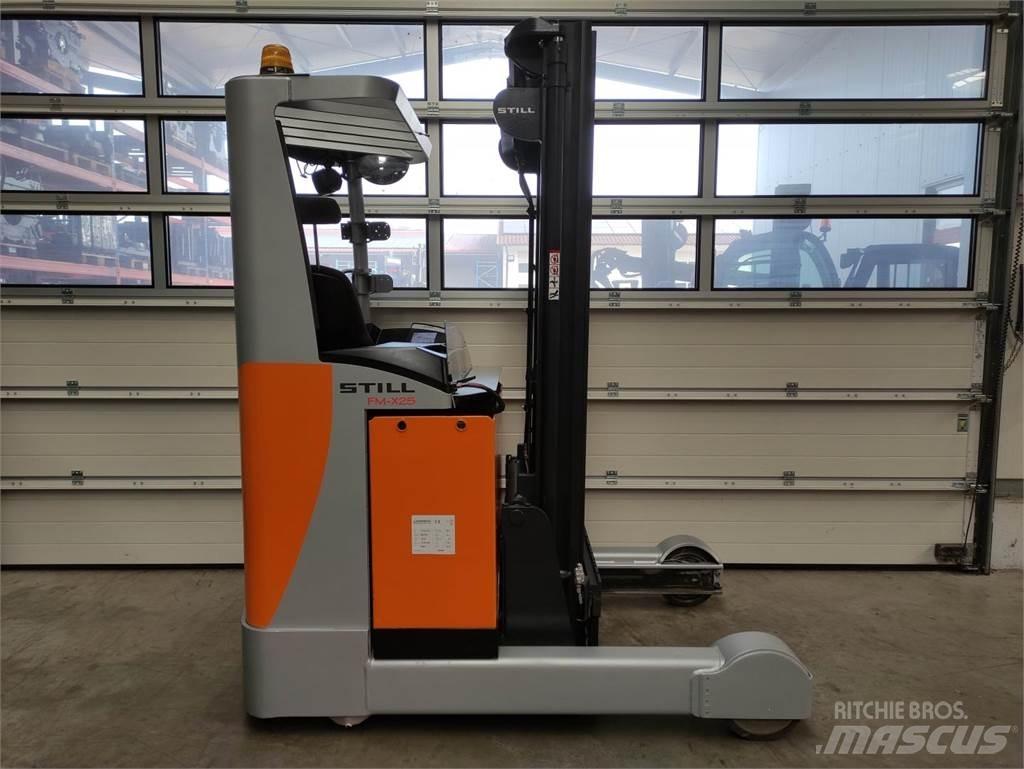 Still FM-X-25 (LACK NEU) Skyvemasttruck