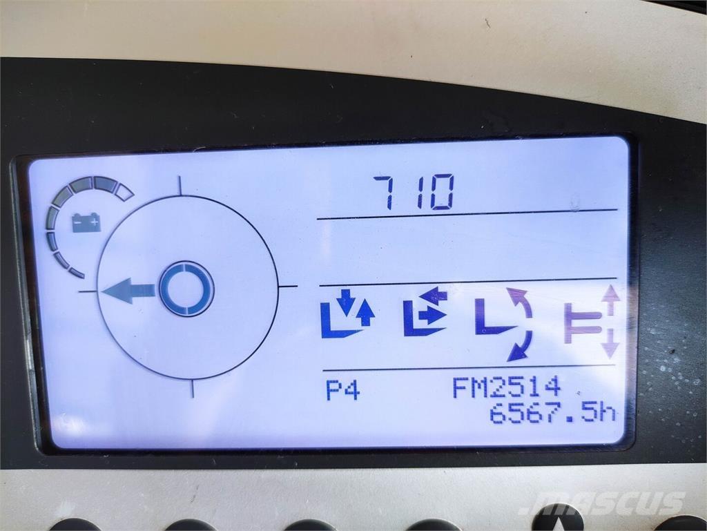 Still FM-X14 Skyvemasttruck