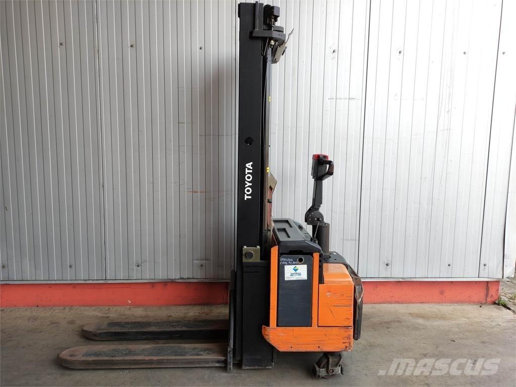 Toyota SLL 16 Ledestablere