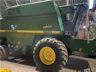 John Deere 2256 Hillmaster