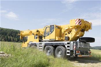 Liebherr LTM 1050