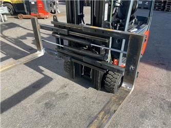  Kuap 1,5T411