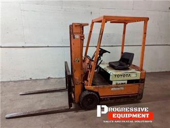 Toyota 2 FB E 13