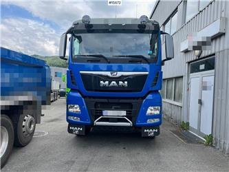 MAN TGX 33.580 tractor unit