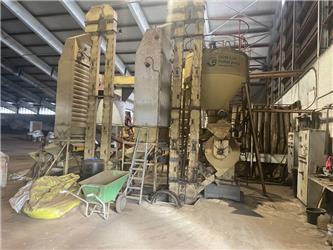  Pellet press OGM -1,5A