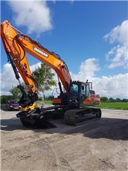 Doosan DX 300 LC -5 , Uthyres