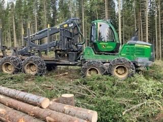 John Deere 1510G
